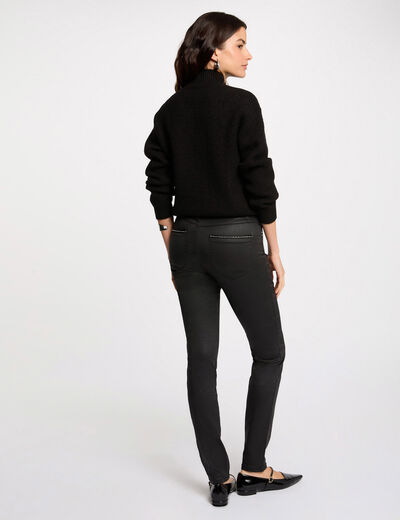Pantalón slim efecto mojado negro mujer
