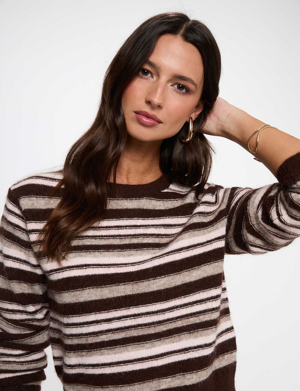 Jersey de rayas con cuello redondo marr&oacute;n mujer