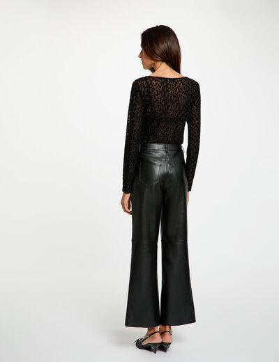 Camiseta ajustada cuello redondo negro mujer