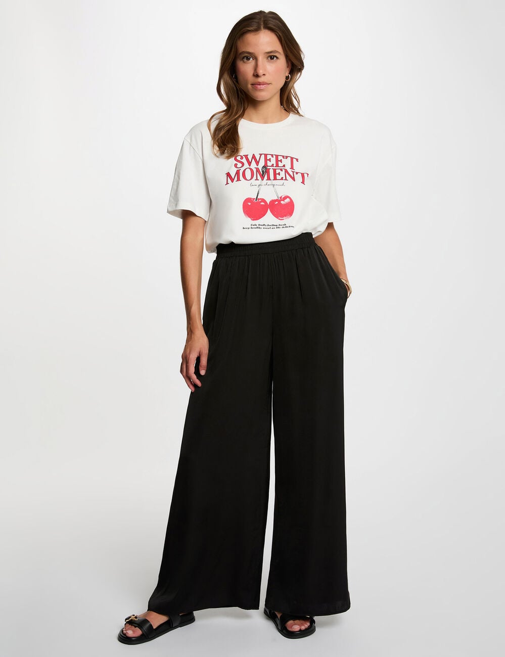 Pantal&oacute;n ancho fluido negro mujer