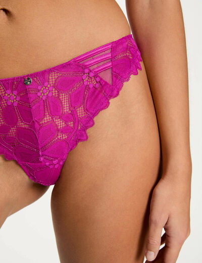 Tanga de encaje violeta mujer