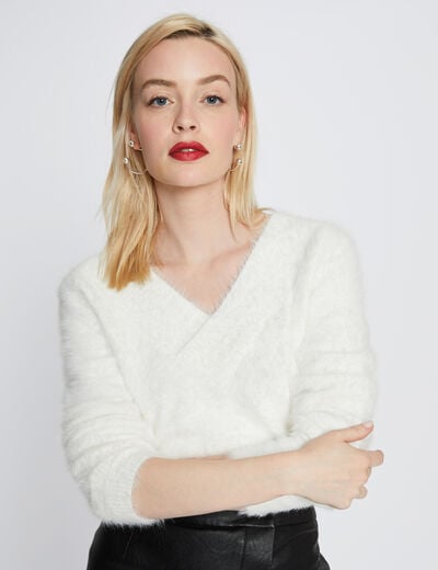 Jersey de pelo con doble escote en V marfil mujer