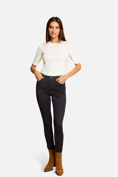 Pantalón slim con tachuelas azul marino mujer