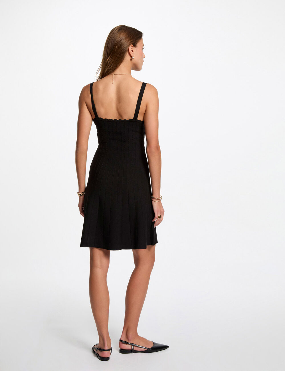 Vestido punto corto evasé negro mujer