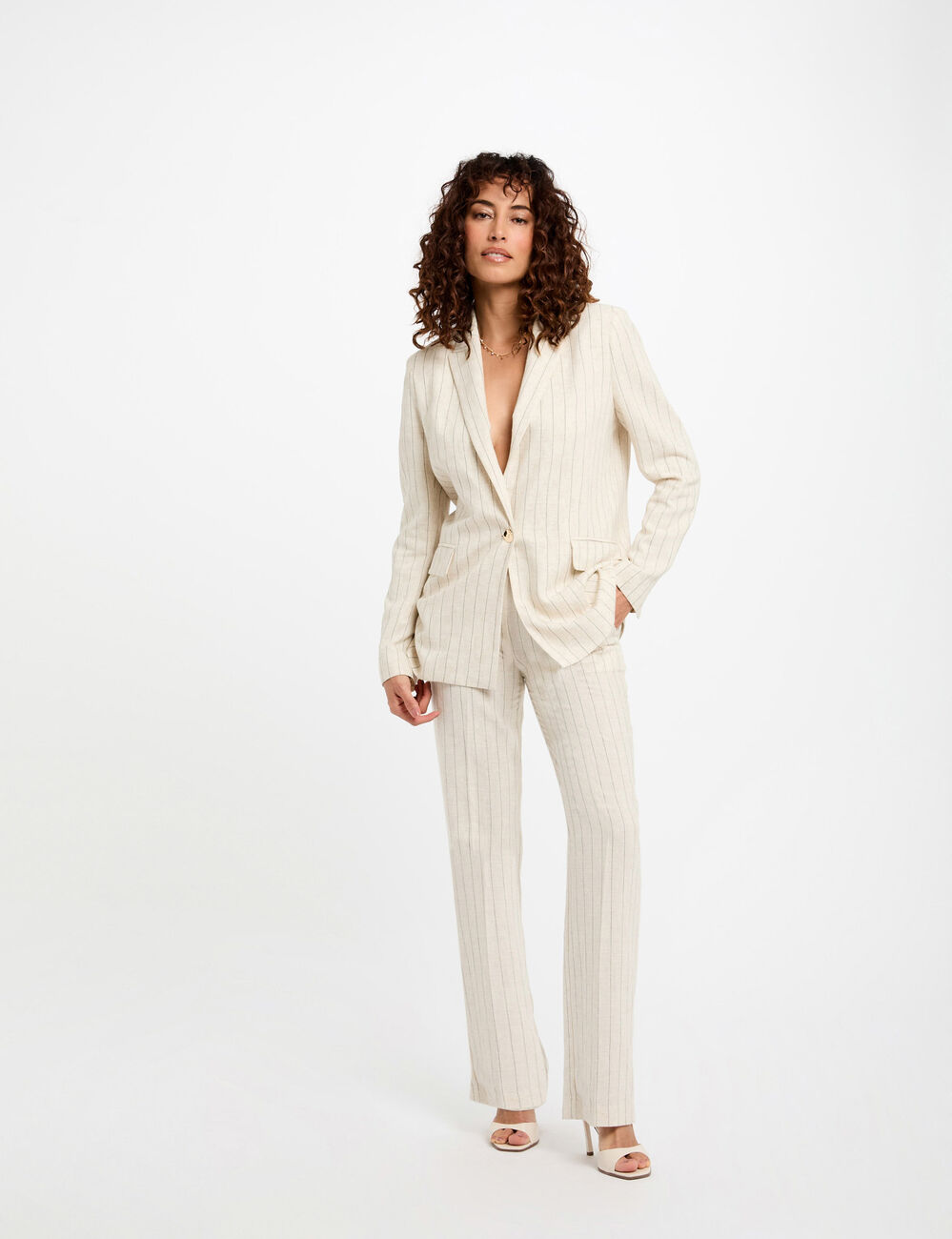Americana con rayas beige mujer