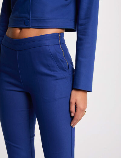 Pantalón cigarette estilo corto azul eléctrico mujer