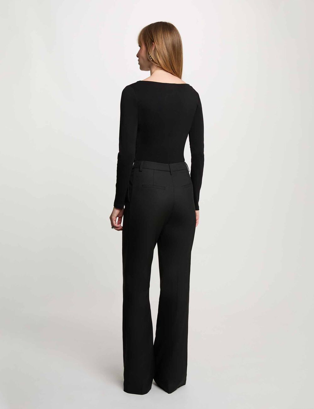 Camiseta escote manga larga negro mujer