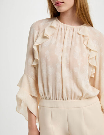 Mono corto con volantes creme mujer