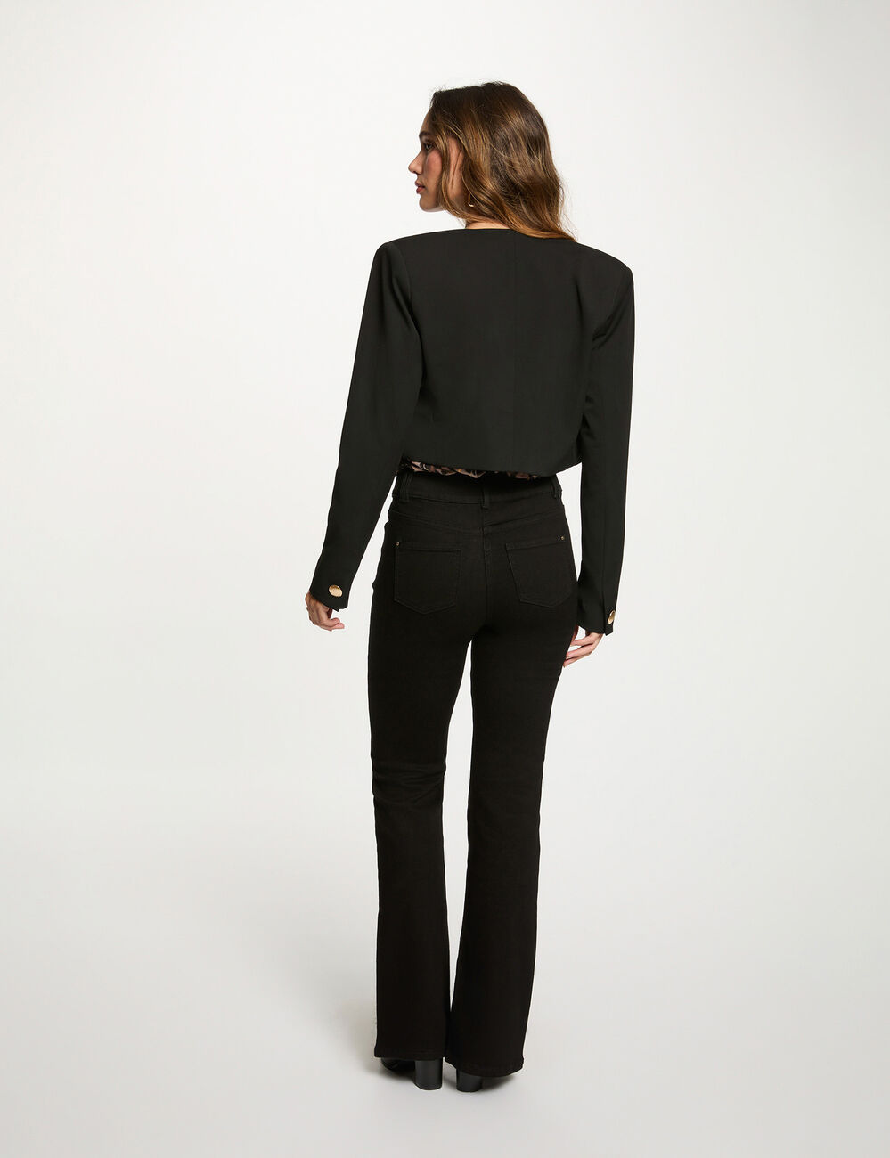 Chaqueta corta sin mangas negro mujer