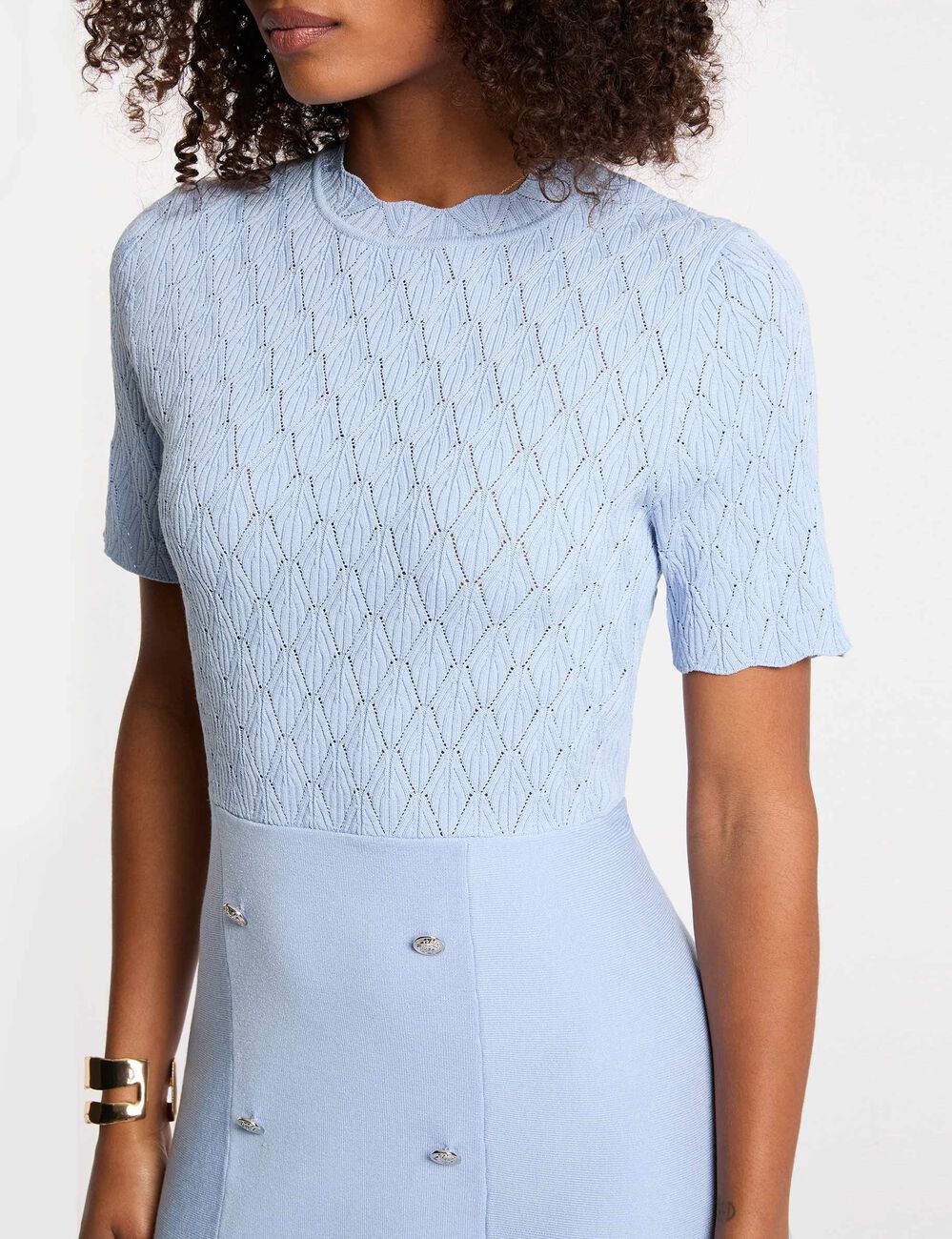 Vestido de punto corto. azul cielo mujer