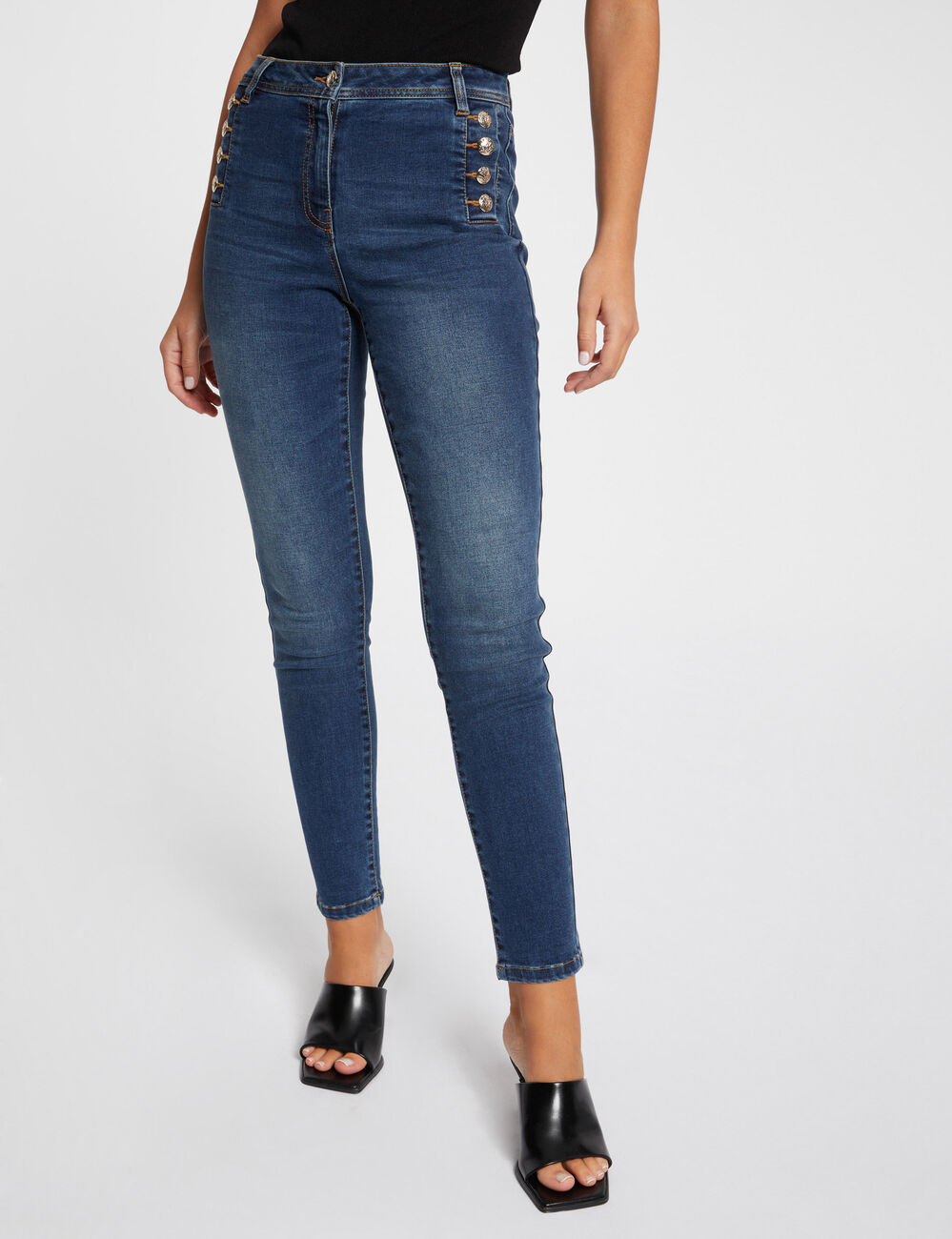 Vaquero slim con botones denim stone mujer