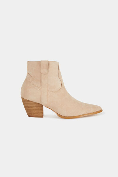 Botines estilo western de tacones beige mujer