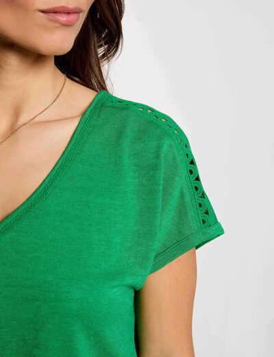 Camiseta cuello v manga corta verde pradera mujer