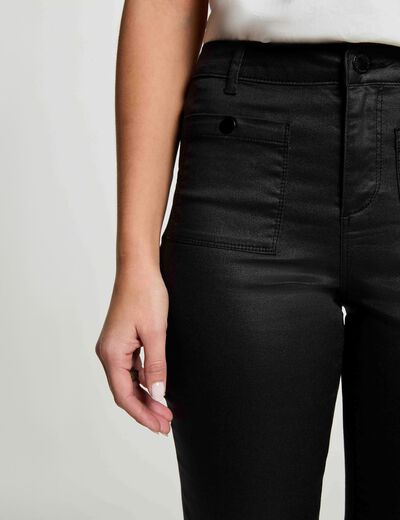 Pantal&oacute;n bootcut encerado negro mujer