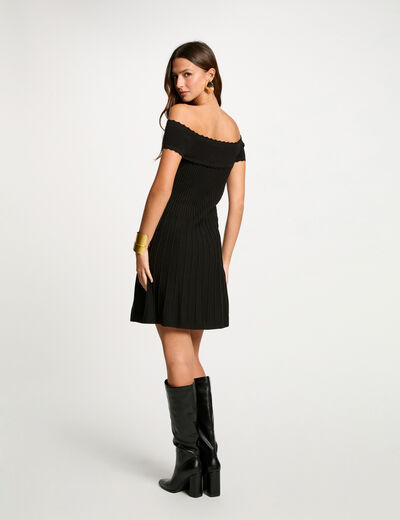 Vestido punto corto evasé negro mujer