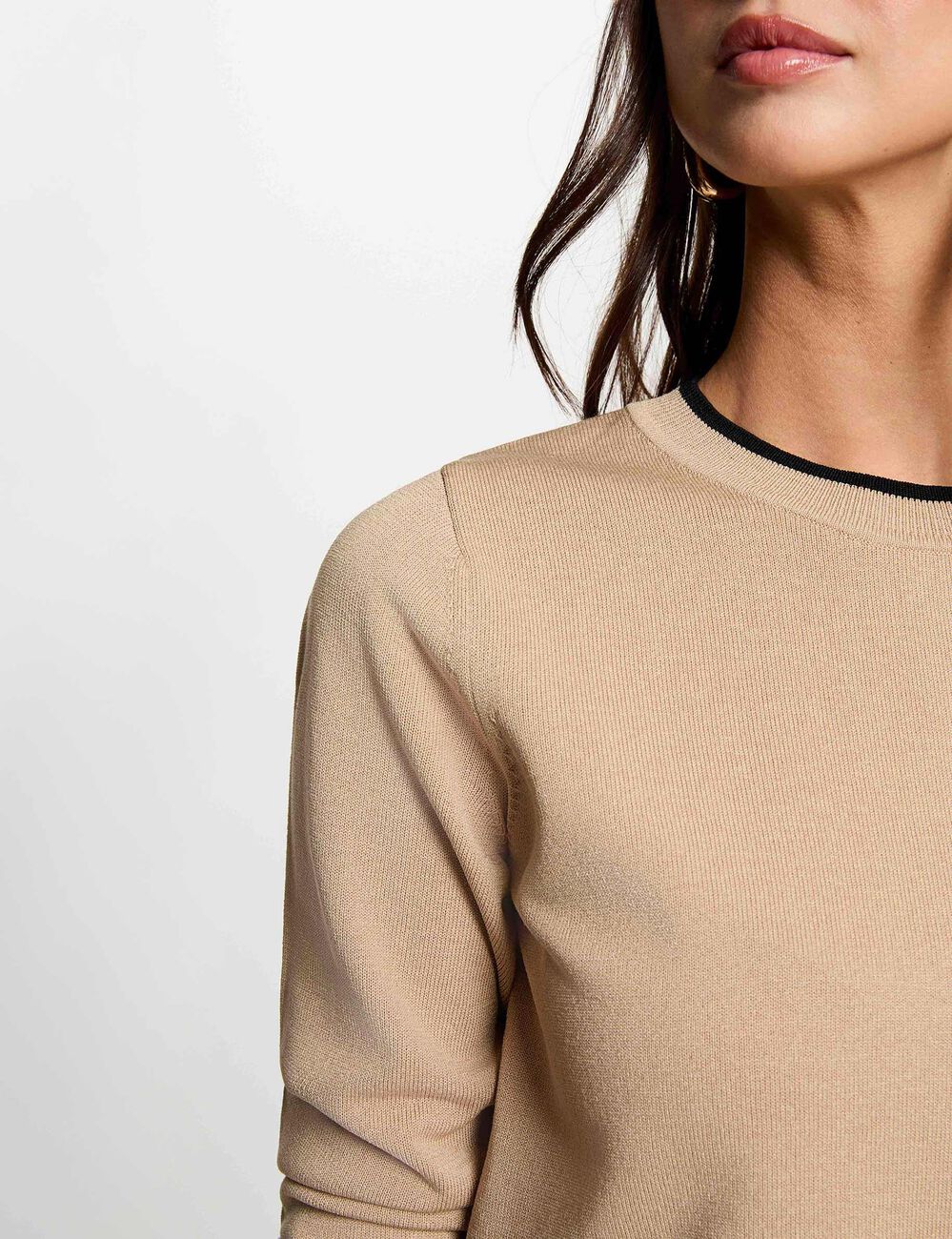 Jersey cuello redondo manga larga beige mujer