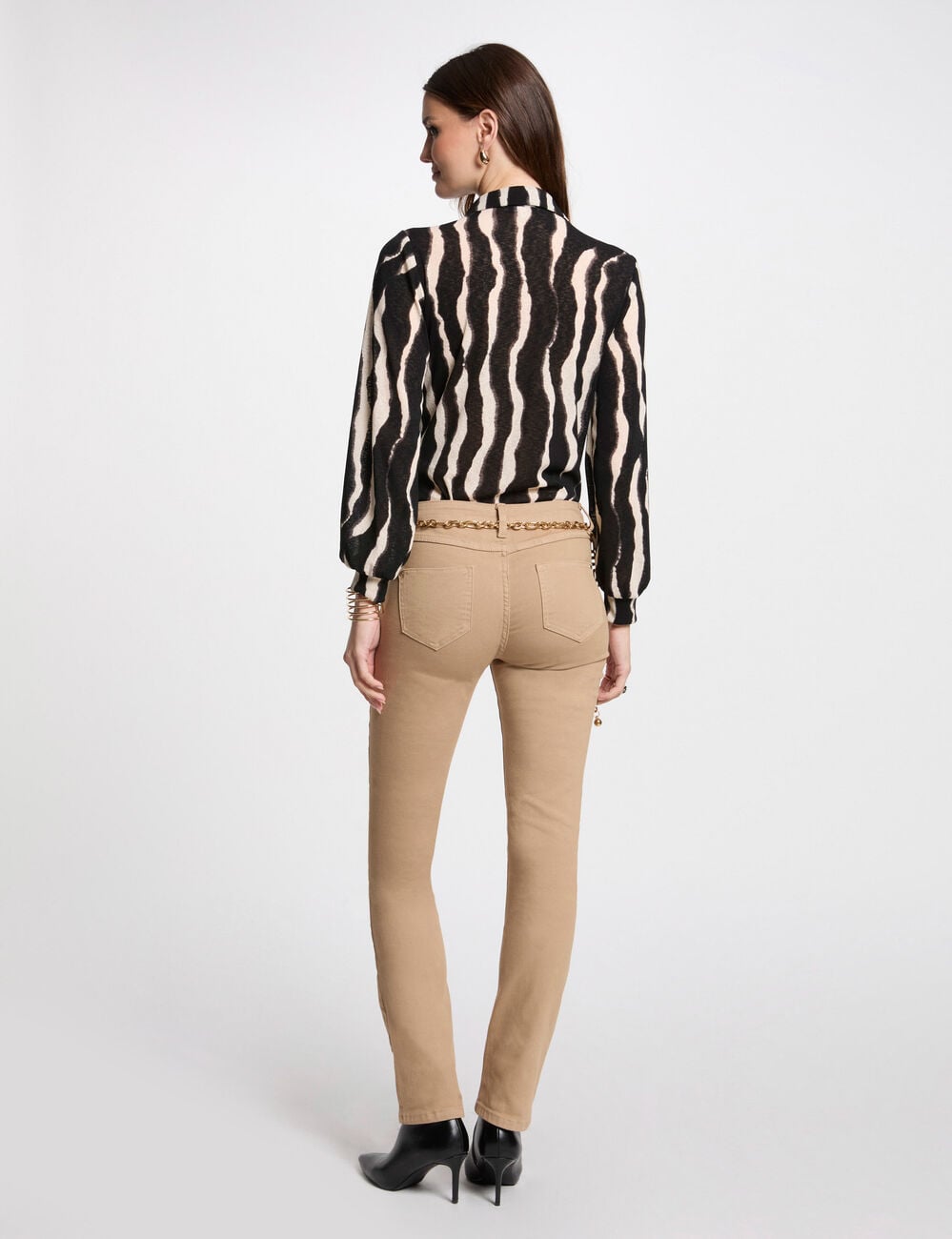 Pantal&oacute;n recto c&aacute;mel mujer