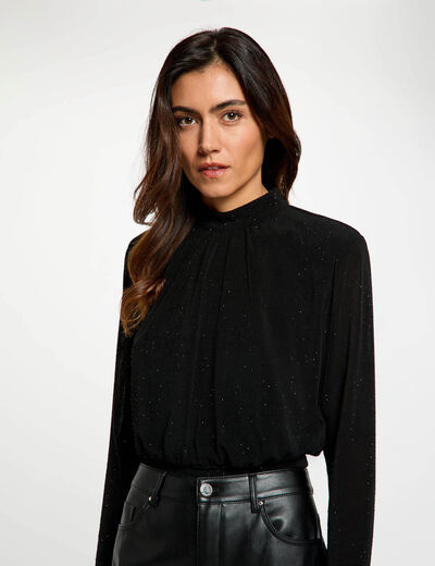 Camiseta cuello alto con strass negro mujer