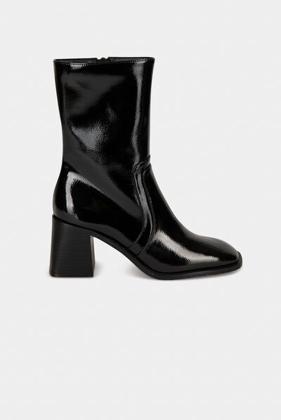 Botines de tacones de charol negro mujer