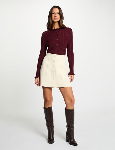 Falda corta ajustada creme mujer