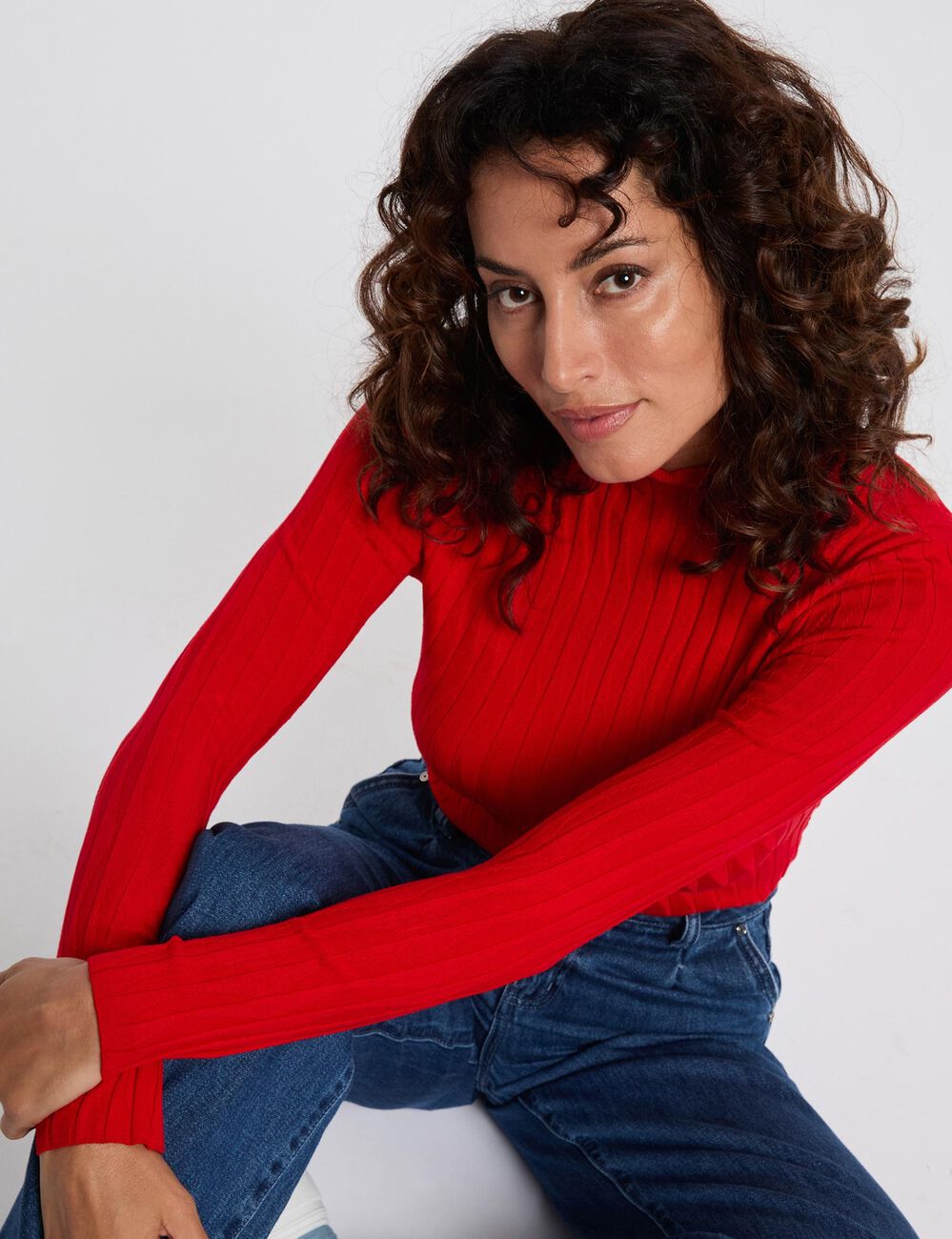 Jersey con cuello alto rojo mujer