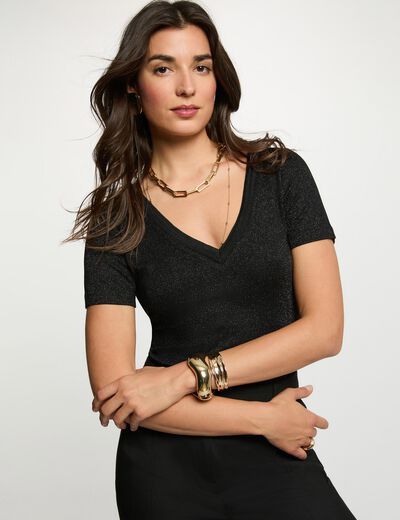 Camiseta entallada cuello v negro mujer
