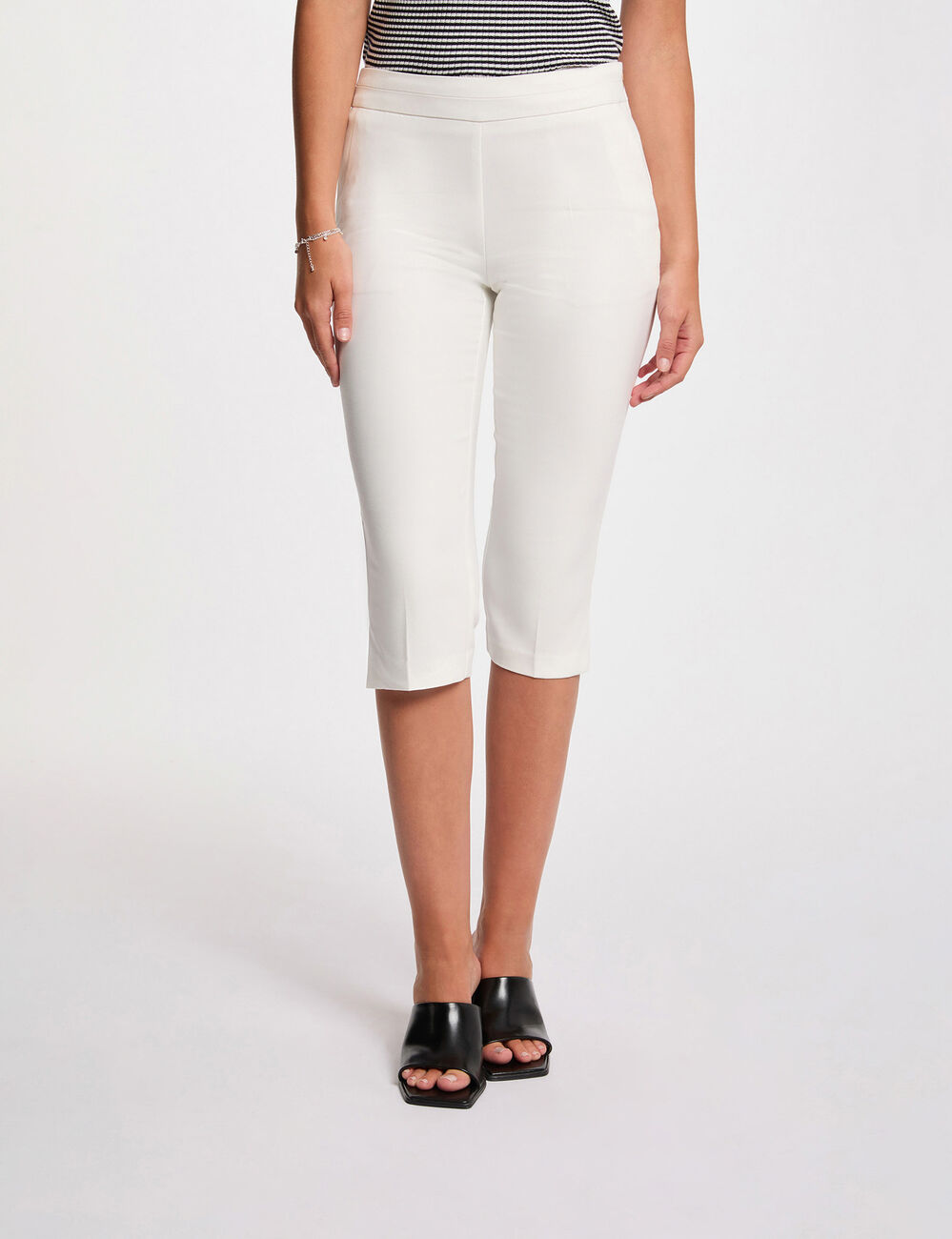 Pantalón pirata slim blanco mujer