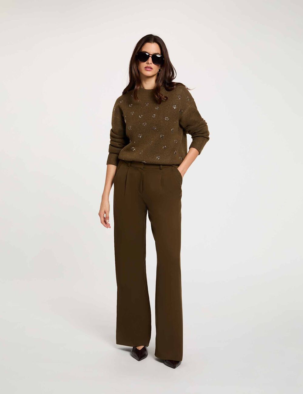 Pantal&oacute;n ancho de tiro alto verde caqui mujer