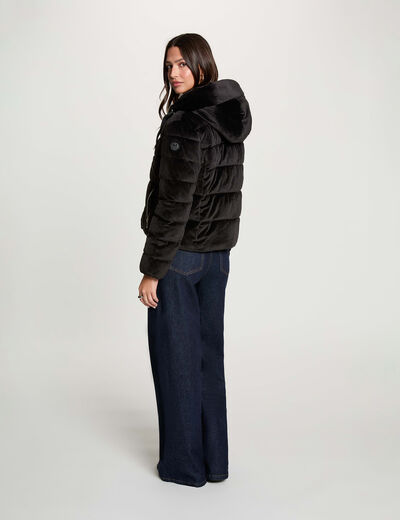 Chaqueta corta de terciopelo negro mujer