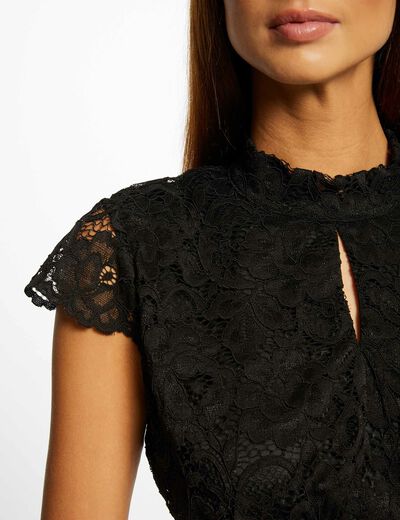 Camiseta manga corta de encaje negro mujer