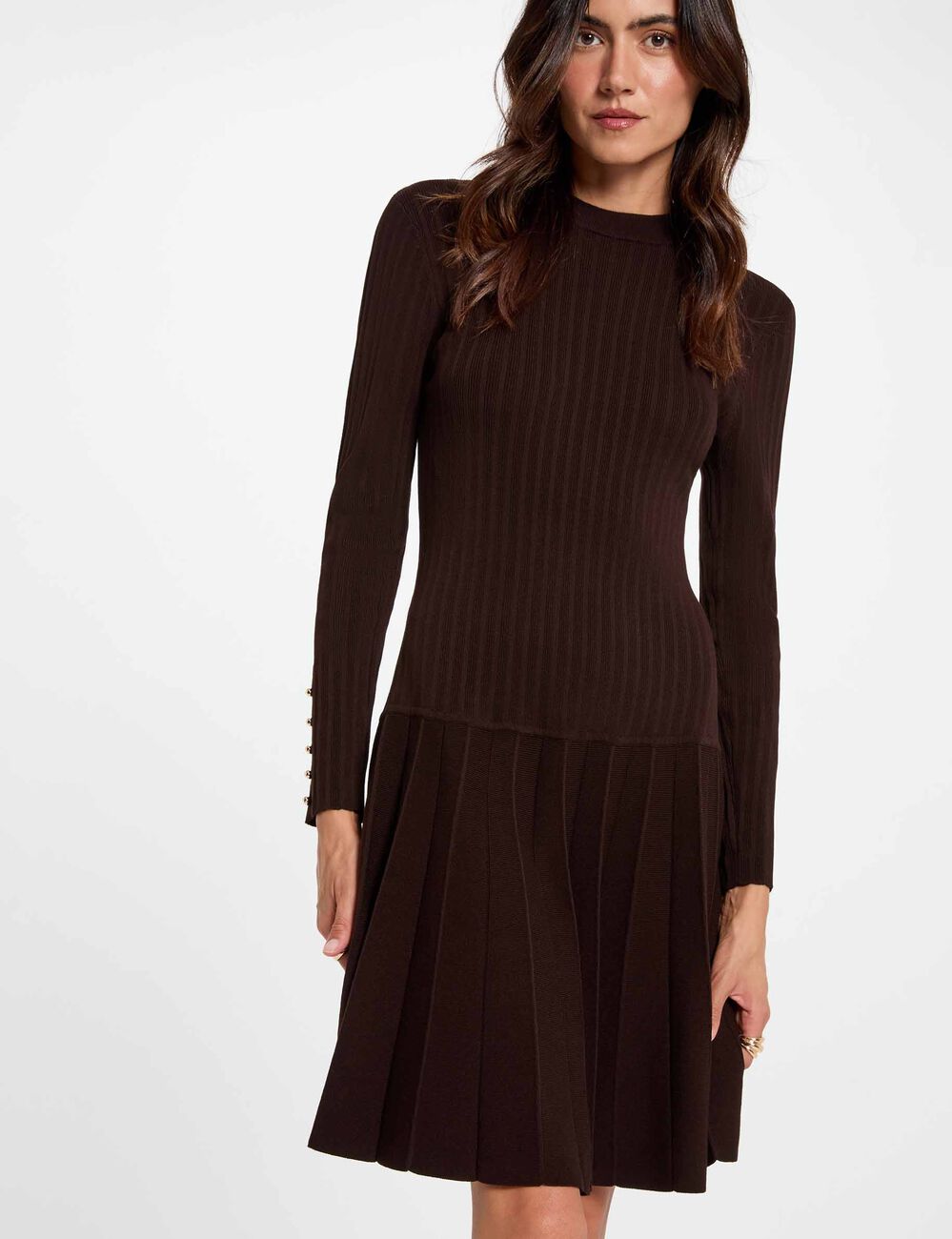 Vestido de punto de manga larga marr&oacute;n oscuro mujer