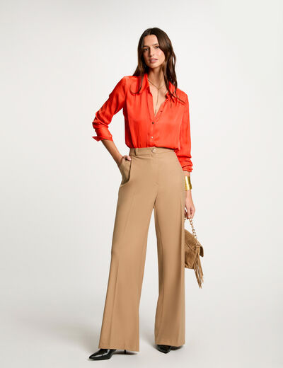 Pantalón pernera ancha pinzas cámel mujer