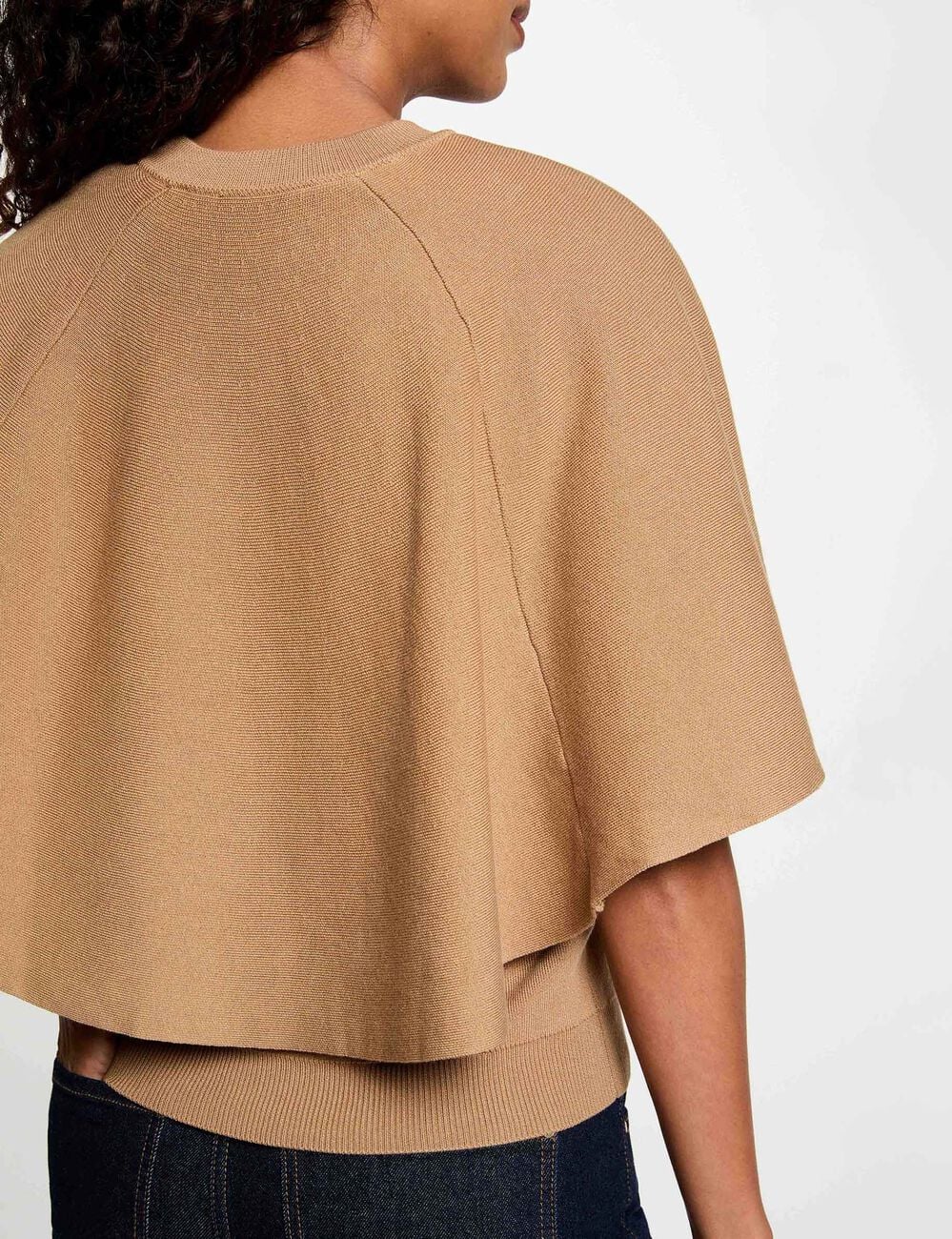 Jersey cuello redondo mangas acampanadas beige mujer