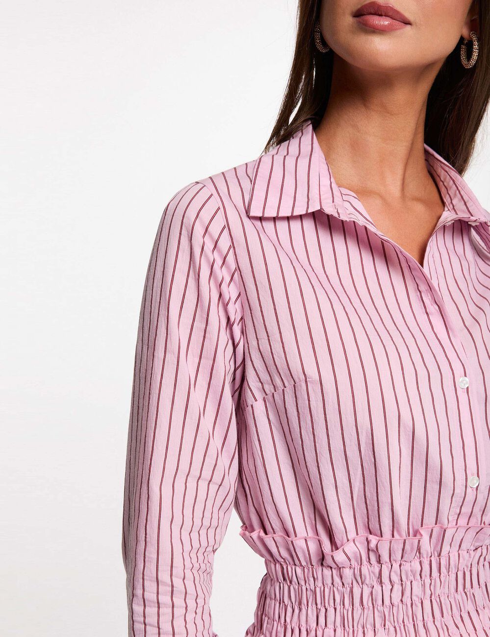 Camisa de rayas con cuello vuelto rosa mujer