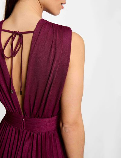 Vestido largo recto plisado ciruela mujer