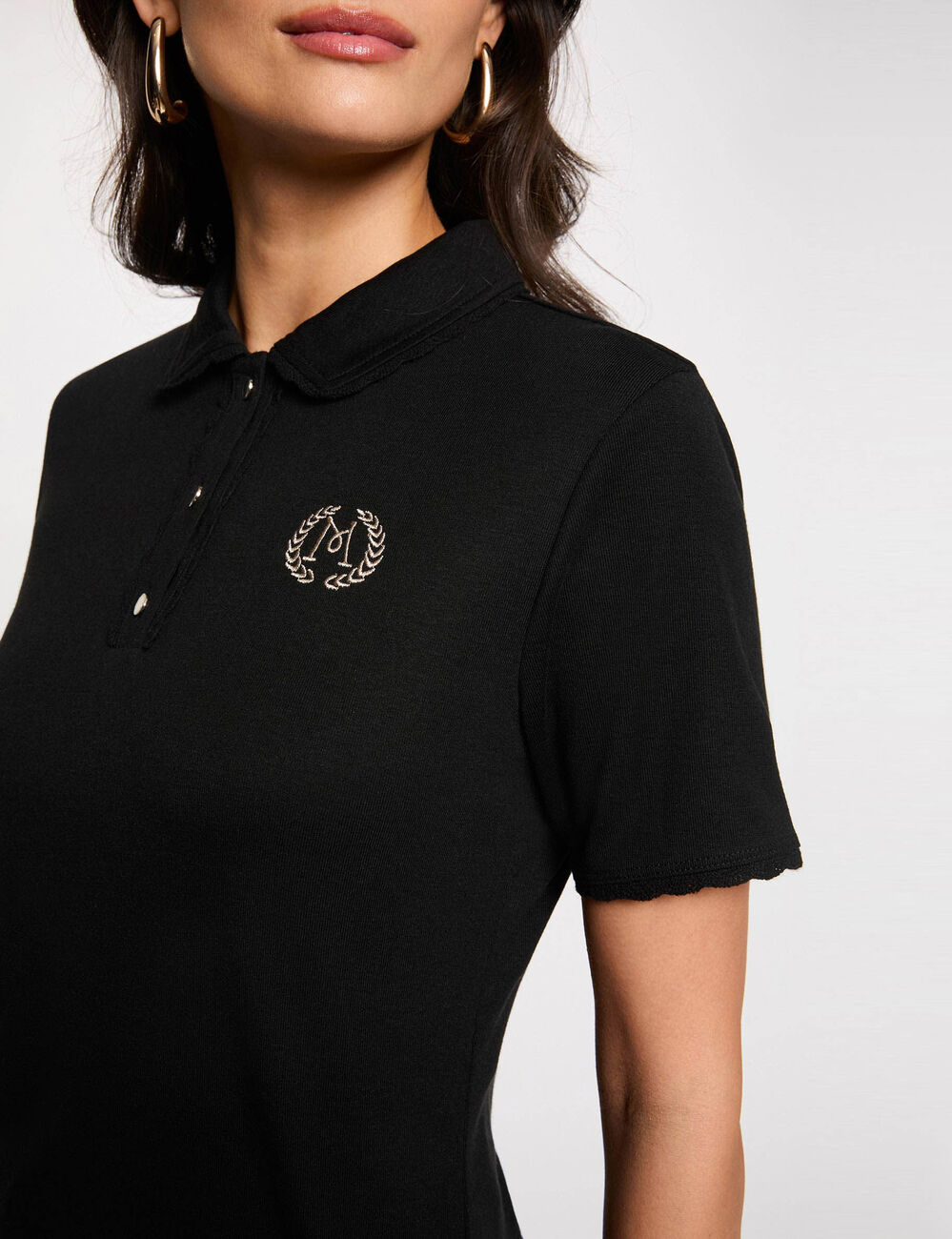 Punto ligero con cuello con solapa negro mujer