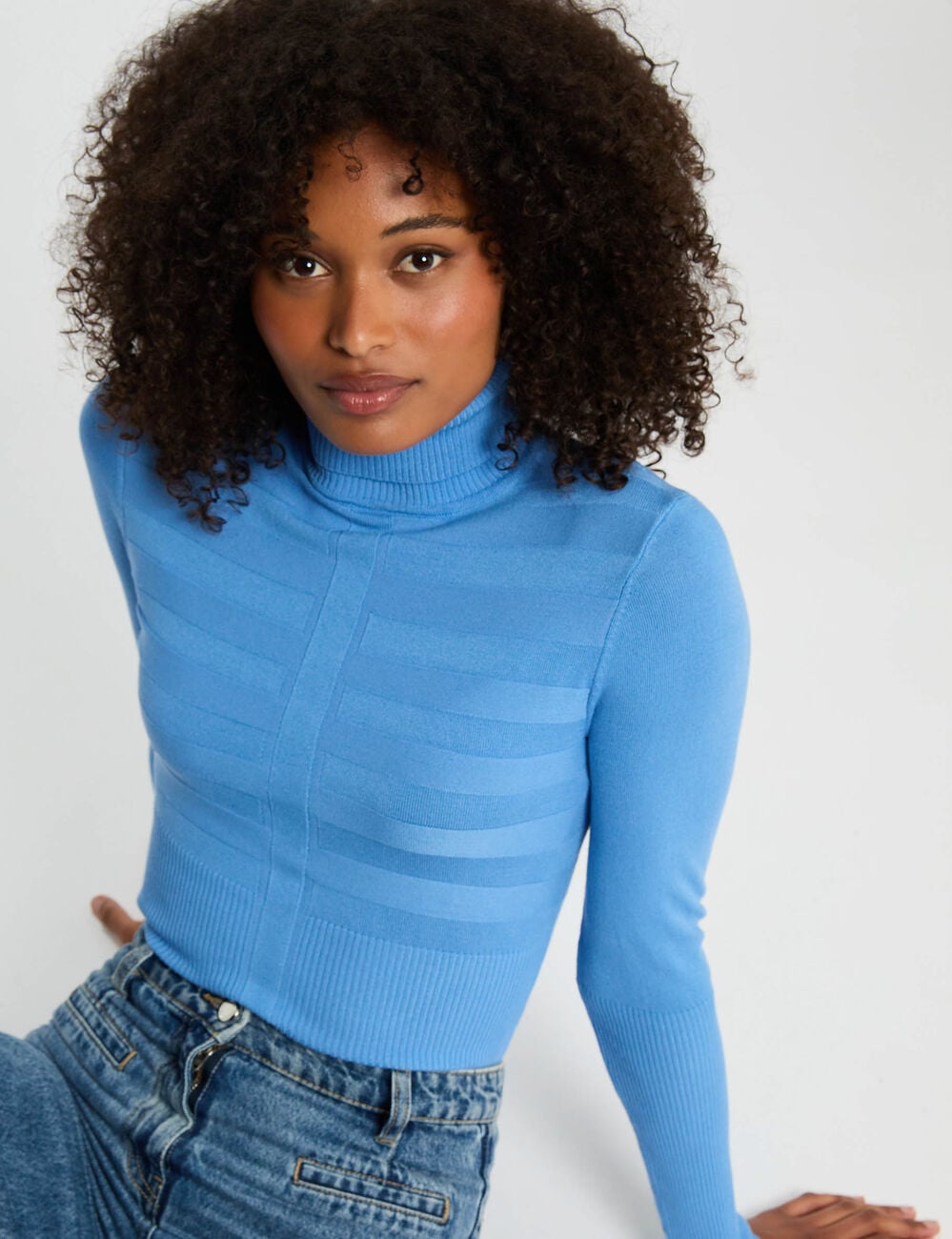 Jersey de cuello alto ajustado azul mujer