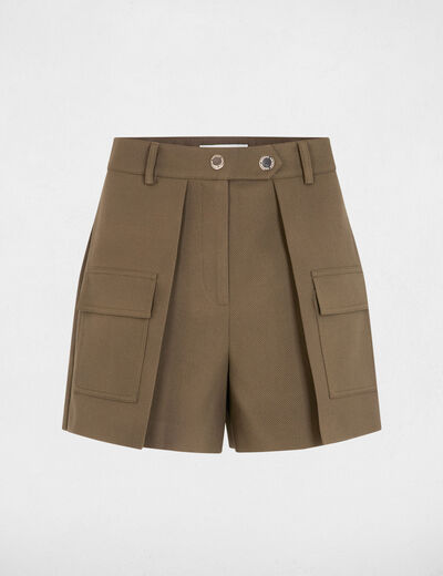 Short recto bolsillos solapa verde caqui mujer