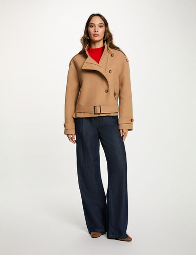 Abrigo corto oversize beige mujer