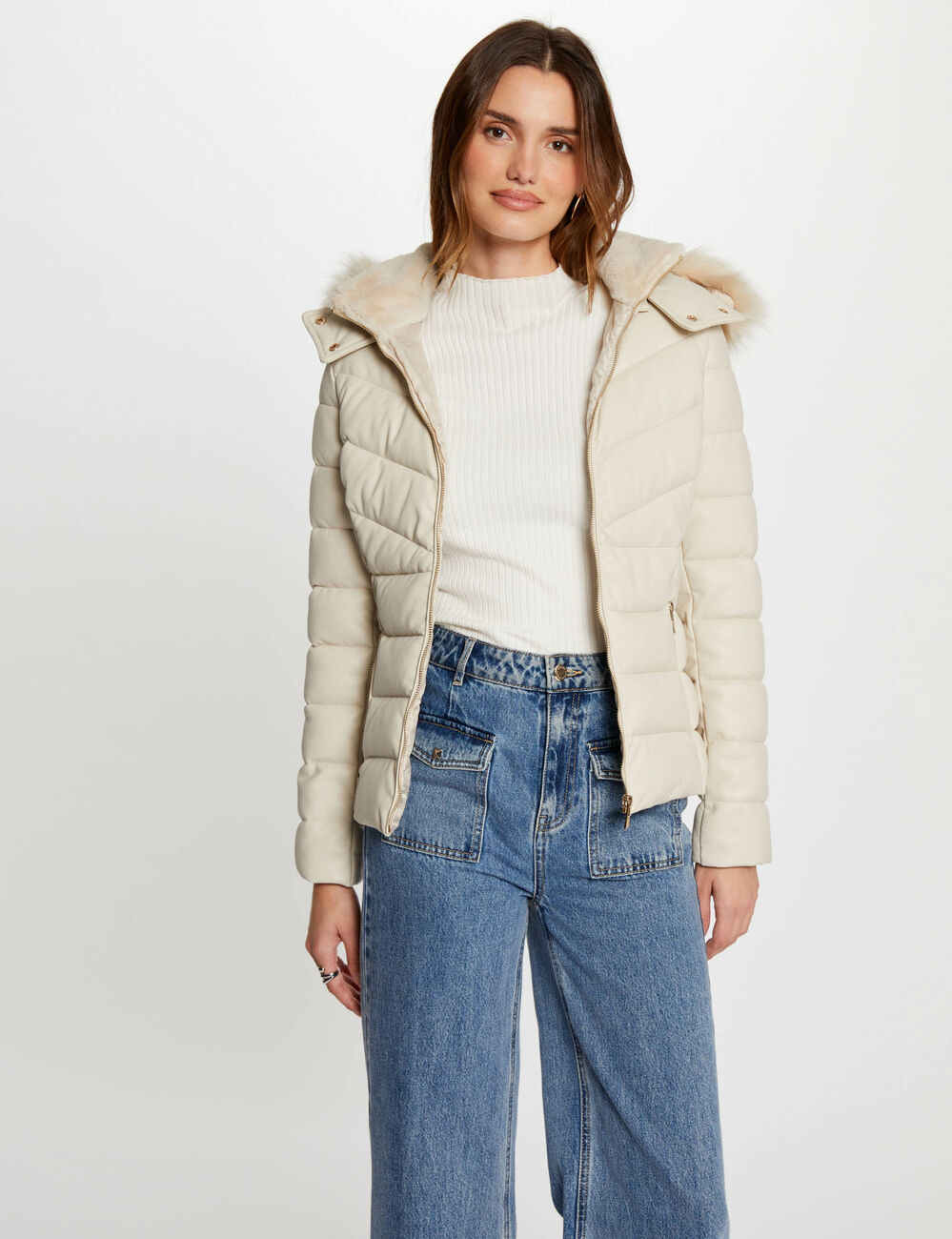 Plumón cuero sintético capucha marfil mujer