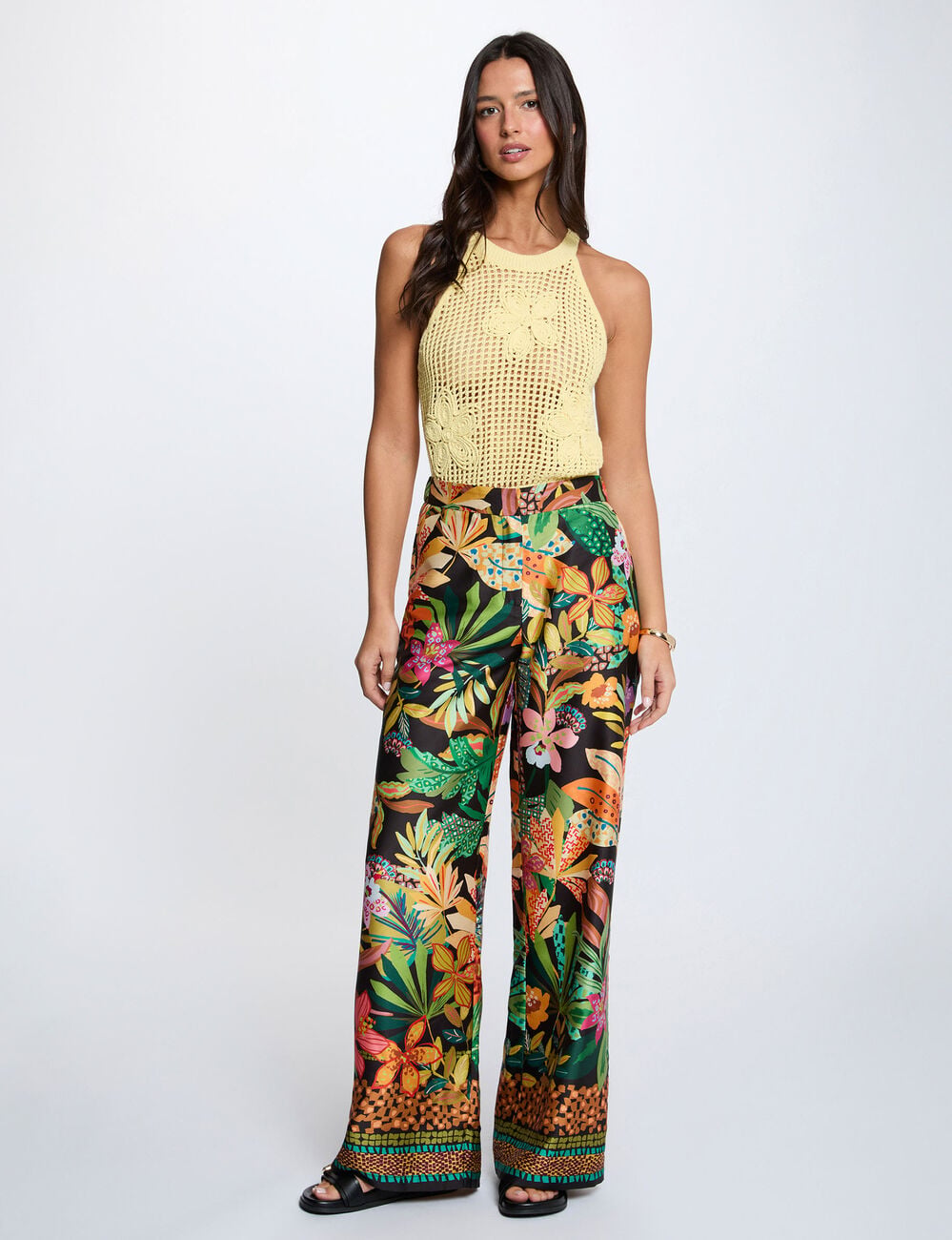 Pantal&oacute;n ancho satinado negro mujer
