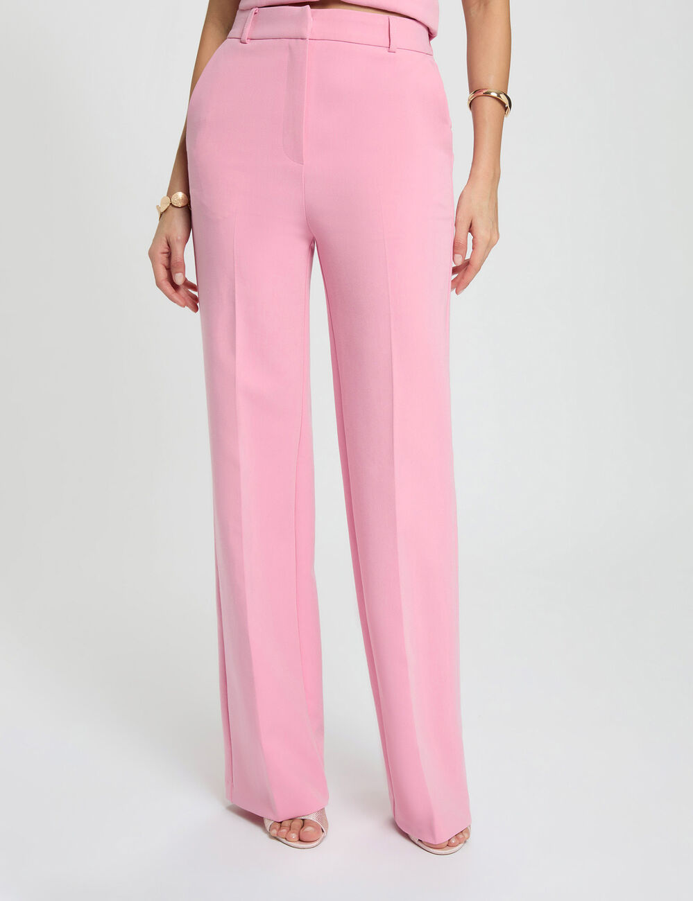 Pantal&oacute;n flare de tiro alto rosa claro mujer