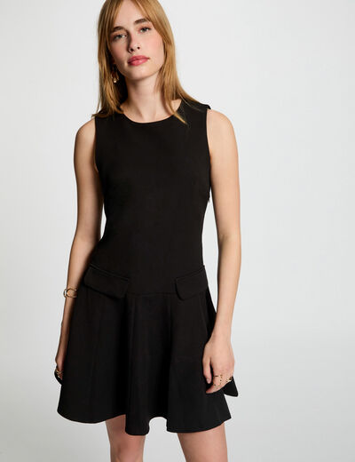 Vestido corto evasé negro mujer