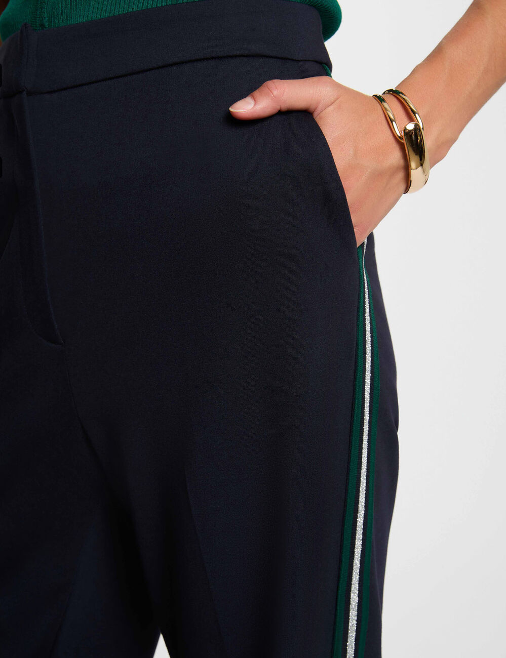 Pantal&oacute;n ancho con bandas laterales azul marino mujer