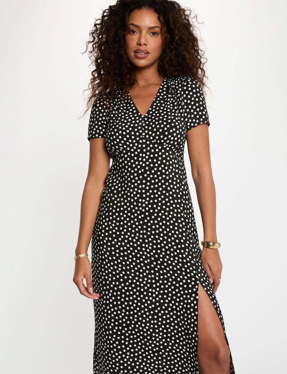 Vestido midi con cuello en V negro mujer