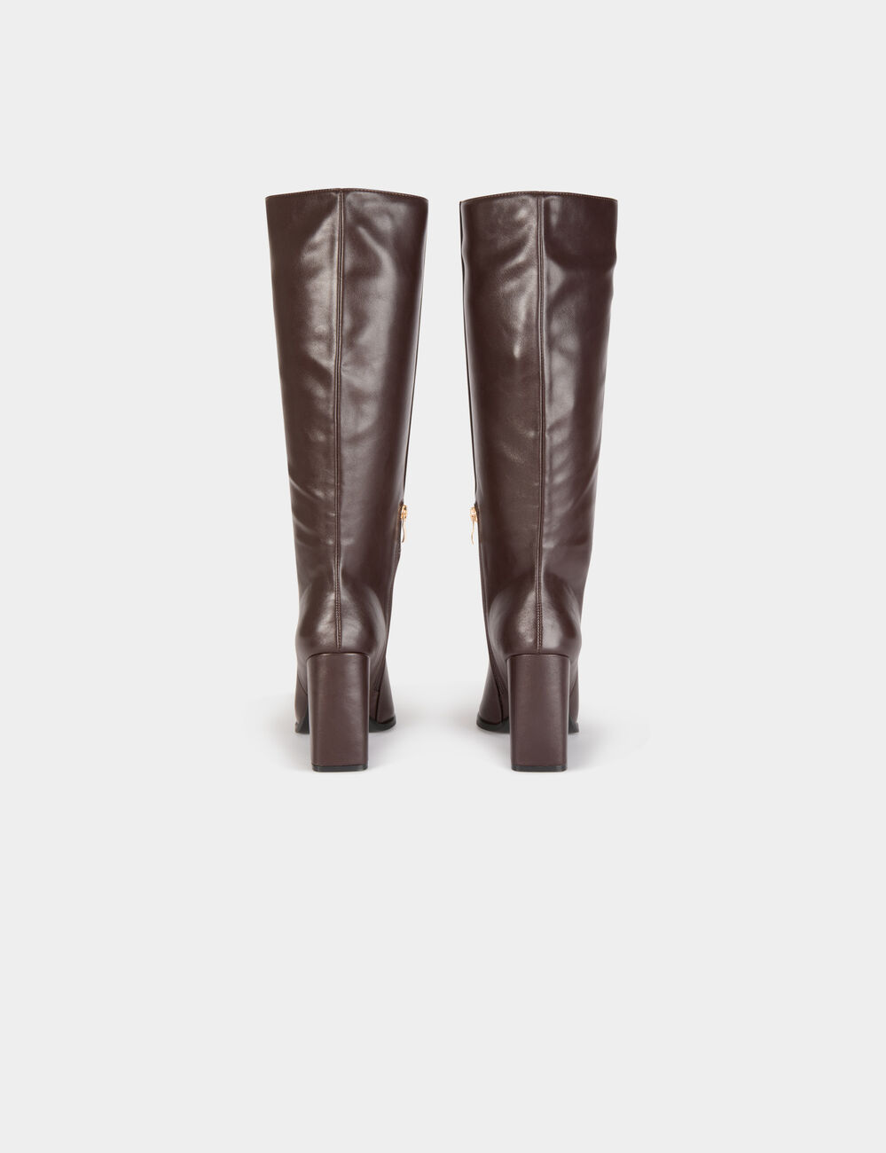 Botas con tacones y puntera fina marr&oacute;n oscuro mujer