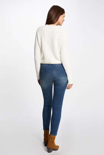 Vaquero slim con detalles tipo joya vaquero stone mujer