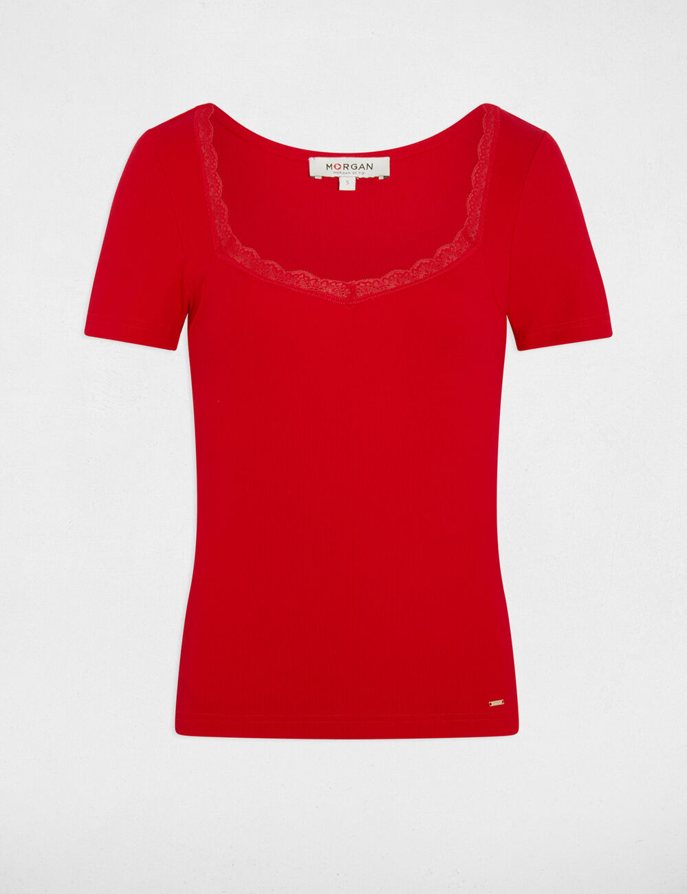 Camiseta entallada con cuello coraz&oacute;n rojo mujer