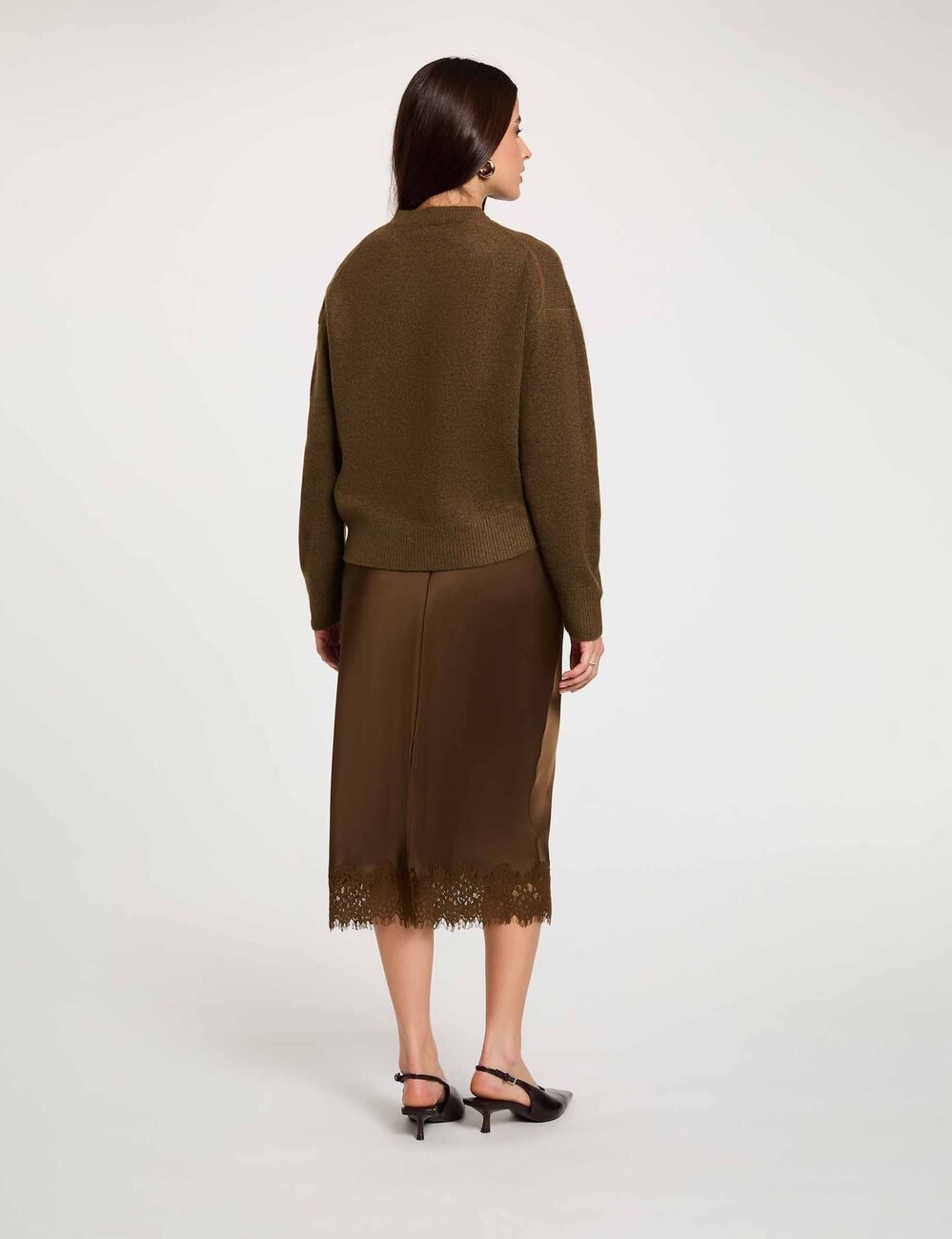 Jersey grueso con cuello redondo verde caqui mujer
