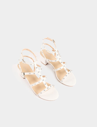 Sandalias de tacón y tachuelas blanco mujer